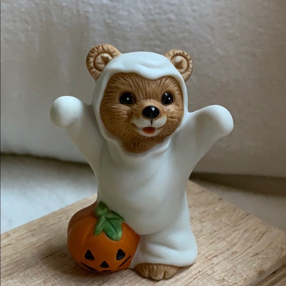 Homco Other - 👻Homco Bear Figurine wearing ghost costume decor